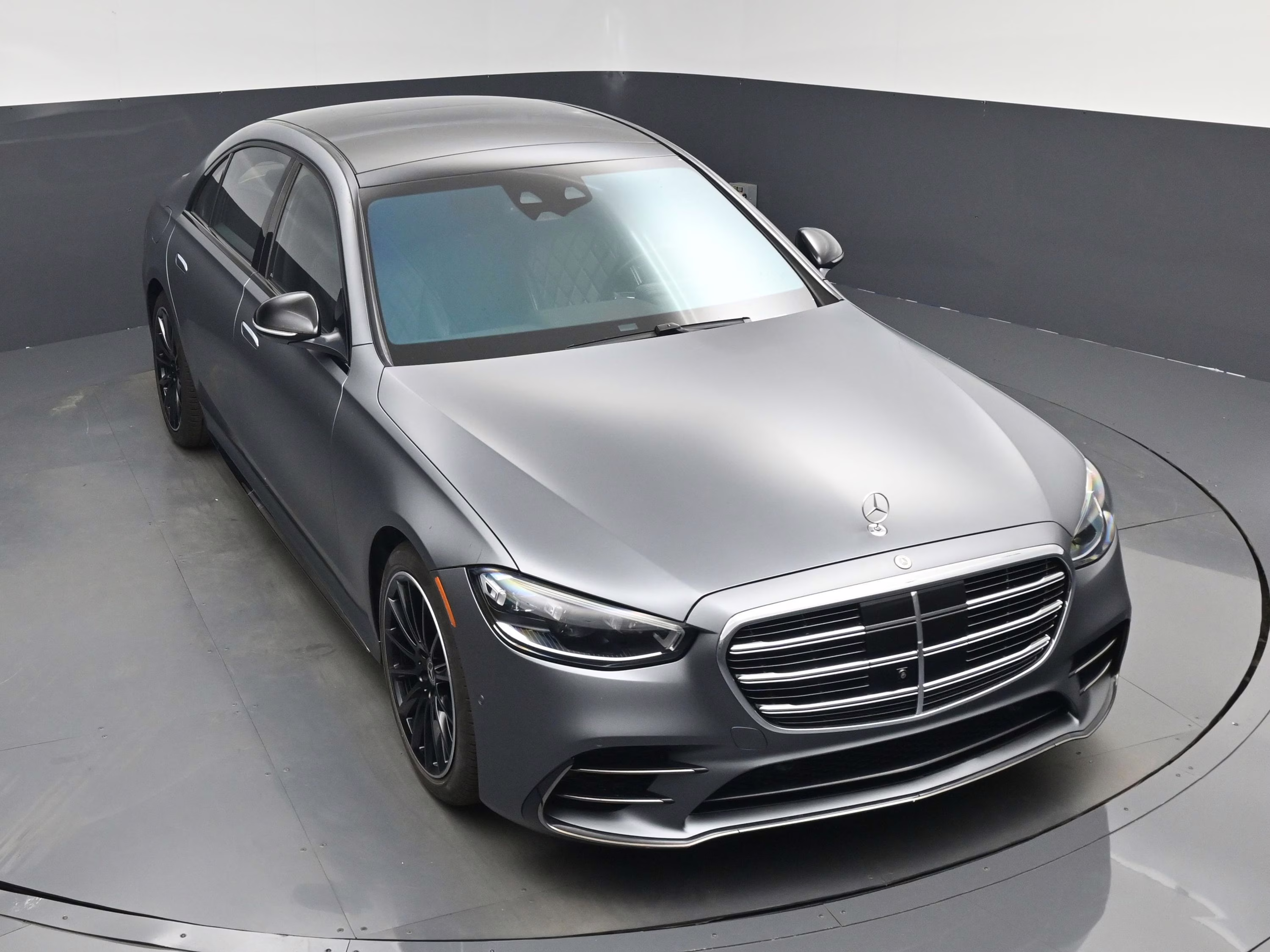 2023 MANUFAKTUR Selenite Gray Magno Mercedes-Benz S-Class S 580 AWD Sedan