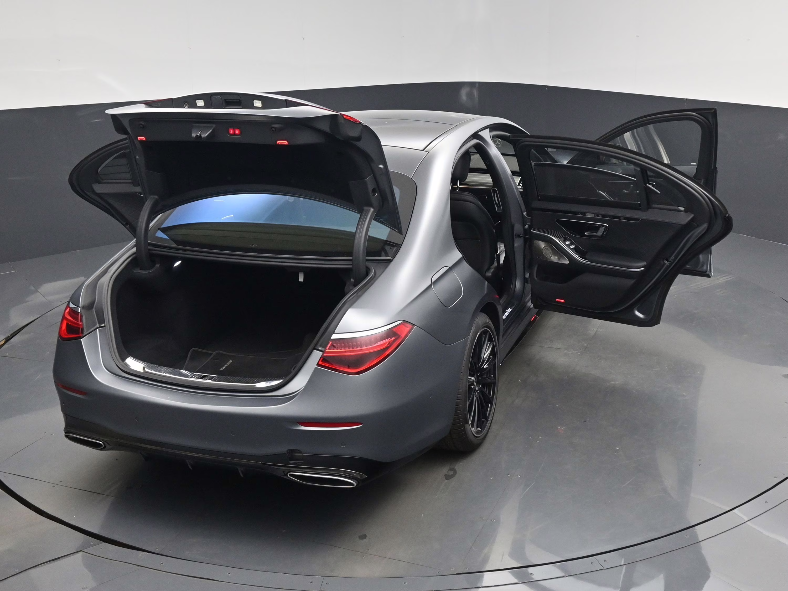 2023 MANUFAKTUR Selenite Gray Magno Mercedes-Benz S-Class S 580 AWD Sedan