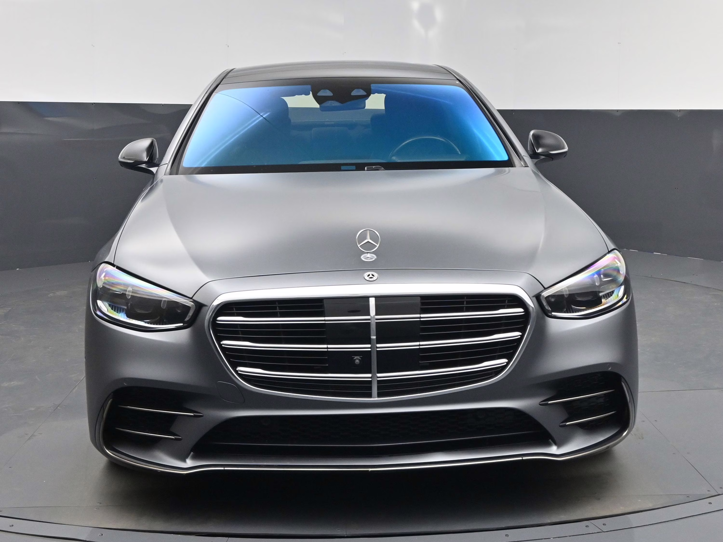 2023 MANUFAKTUR Selenite Gray Magno Mercedes-Benz S-Class S 580 AWD Sedan