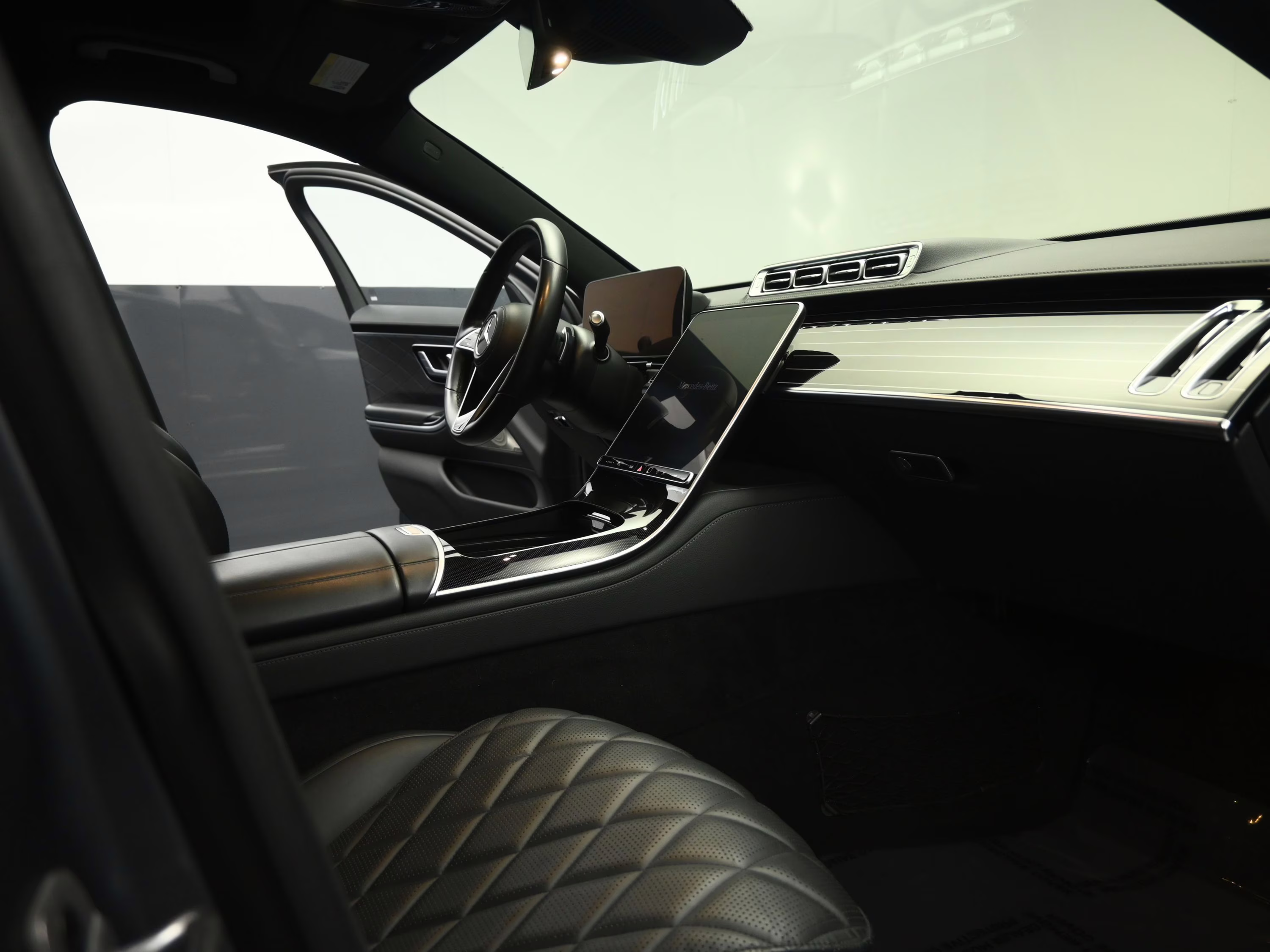 2023 MANUFAKTUR Selenite Gray Magno Mercedes-Benz S-Class S 580 AWD Sedan