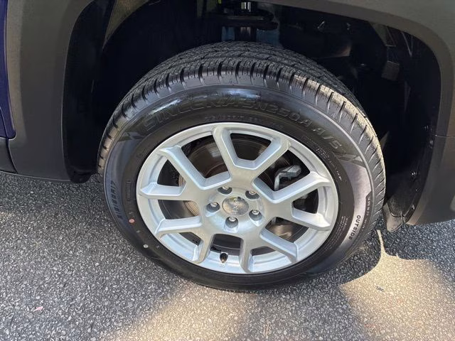 2021 Jetset Blue Clearcoat Jeep Renegade Latitude 4X4 SUV