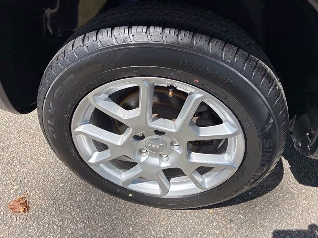 2021 Jetset Blue Clearcoat Jeep Renegade Latitude 4X4 SUV