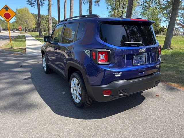 2021 Jetset Blue Clearcoat Jeep Renegade Latitude 4X4 SUV