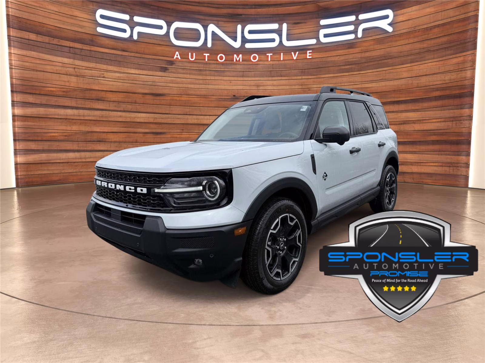 2026 Space White Metallic Ford Bronco Sport Outer Banks 4X4 SUV