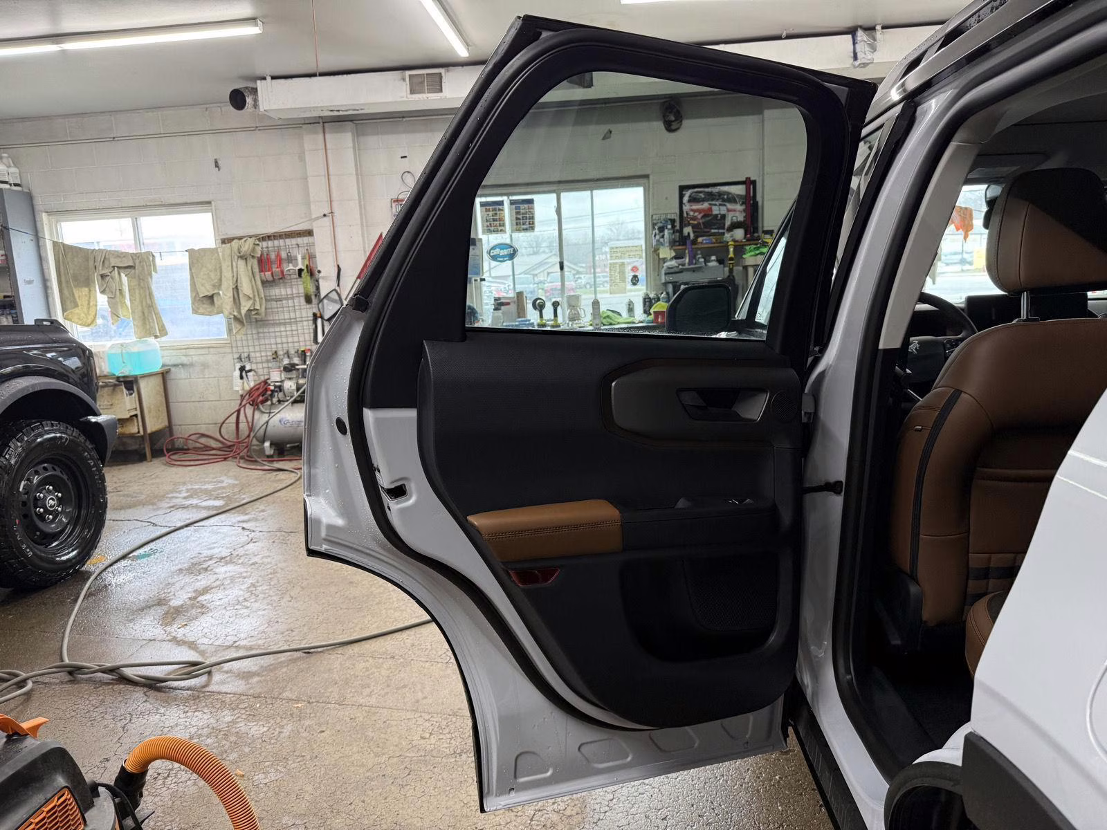 2026 Space White Metallic Ford Bronco Sport Outer Banks 4X4 SUV