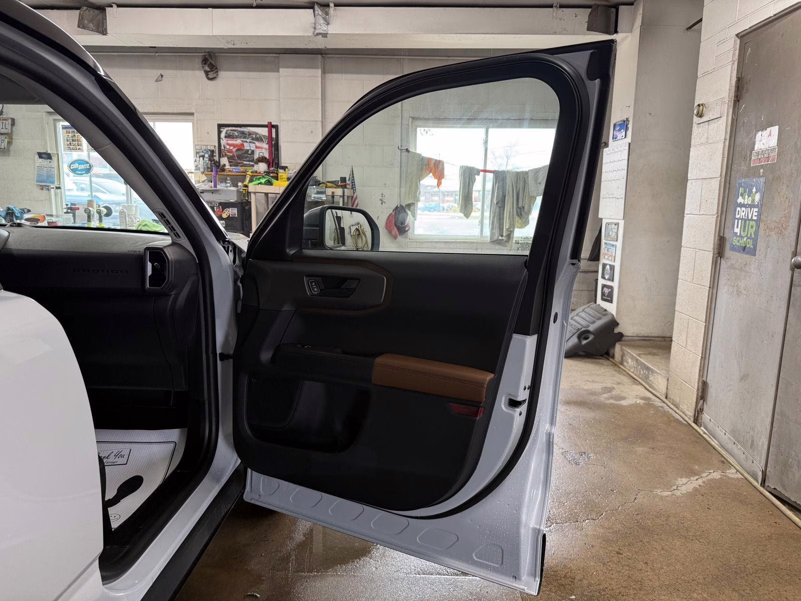 2026 Space White Metallic Ford Bronco Sport Outer Banks 4X4 SUV