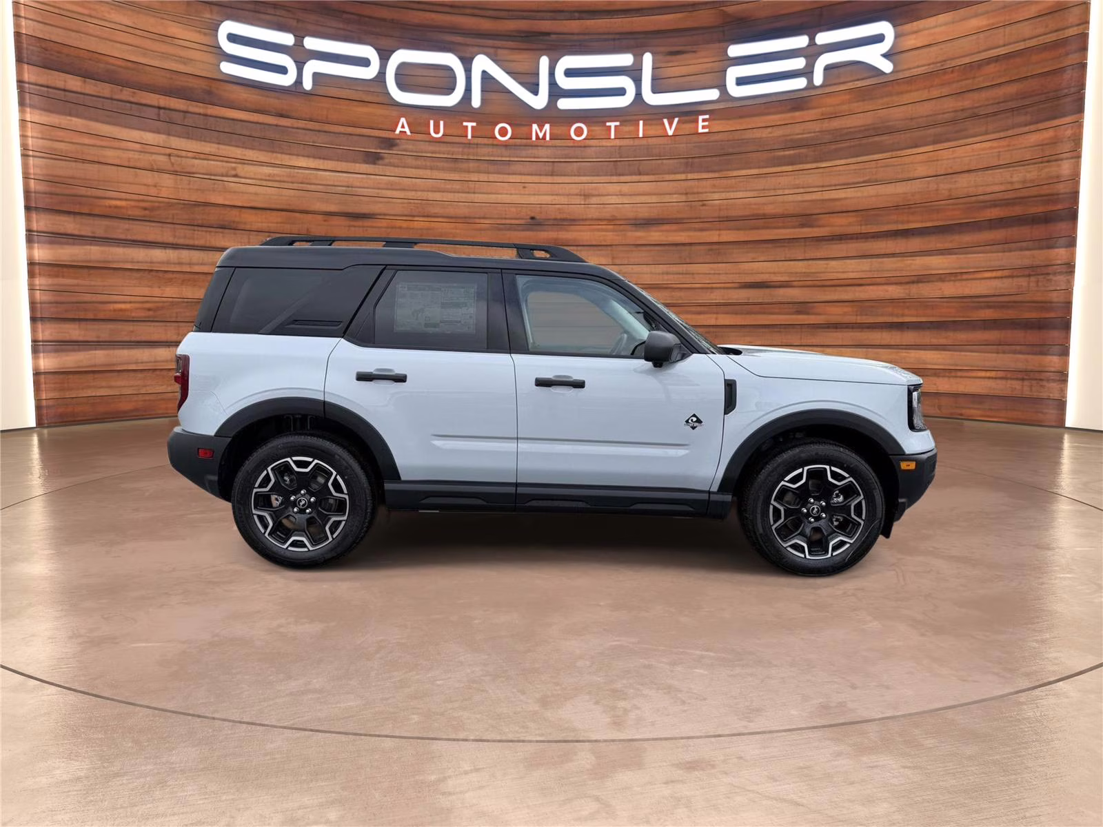 2026 Space White Metallic Ford Bronco Sport Outer Banks 4X4 SUV