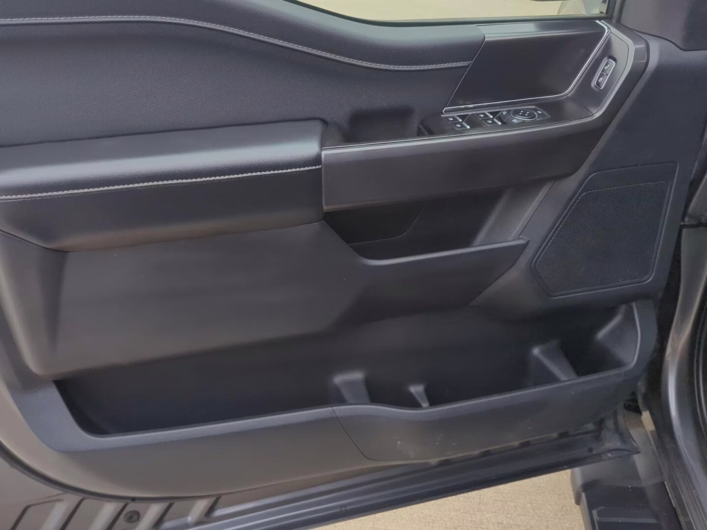 2024 Carbonized Gray Ford F-150 XLT 4X4 Truck