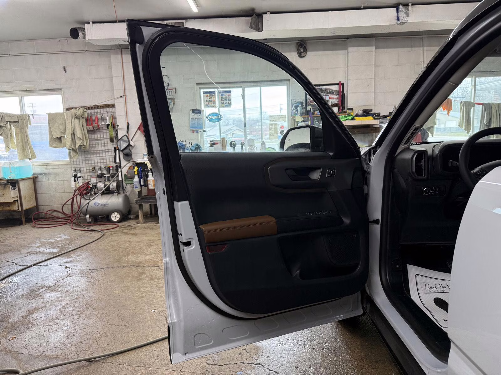 2026 Space White Metallic Ford Bronco Sport Outer Banks 4X4 SUV