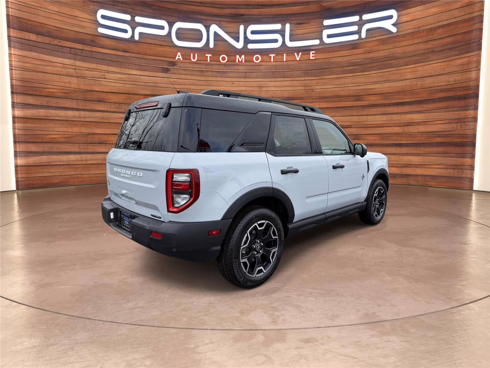 2026 Space White Metallic Ford Bronco Sport Outer Banks 4X4 SUV