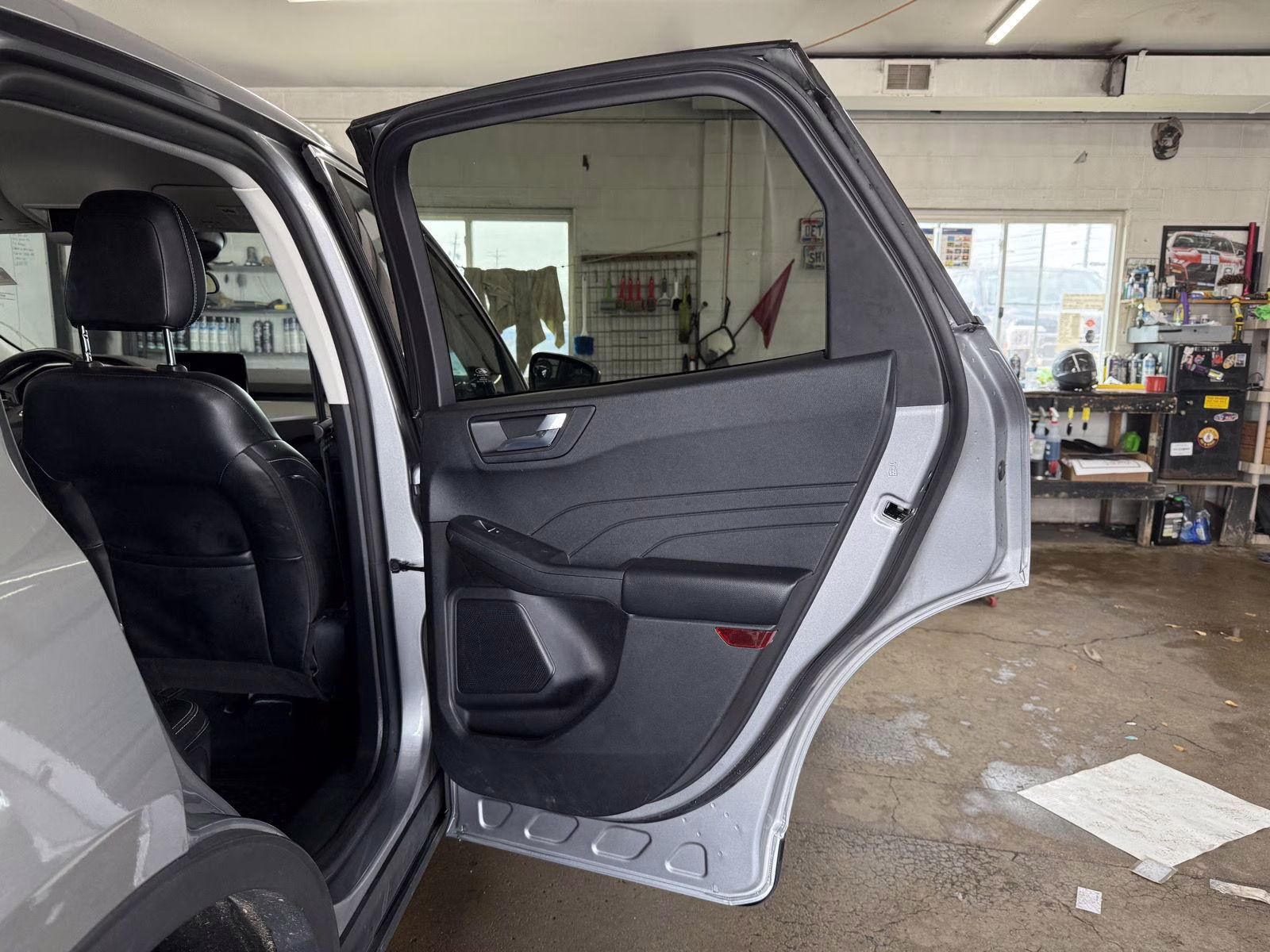 2022 Iconic Silver Metallic Ford Escape SEL FWD SUV