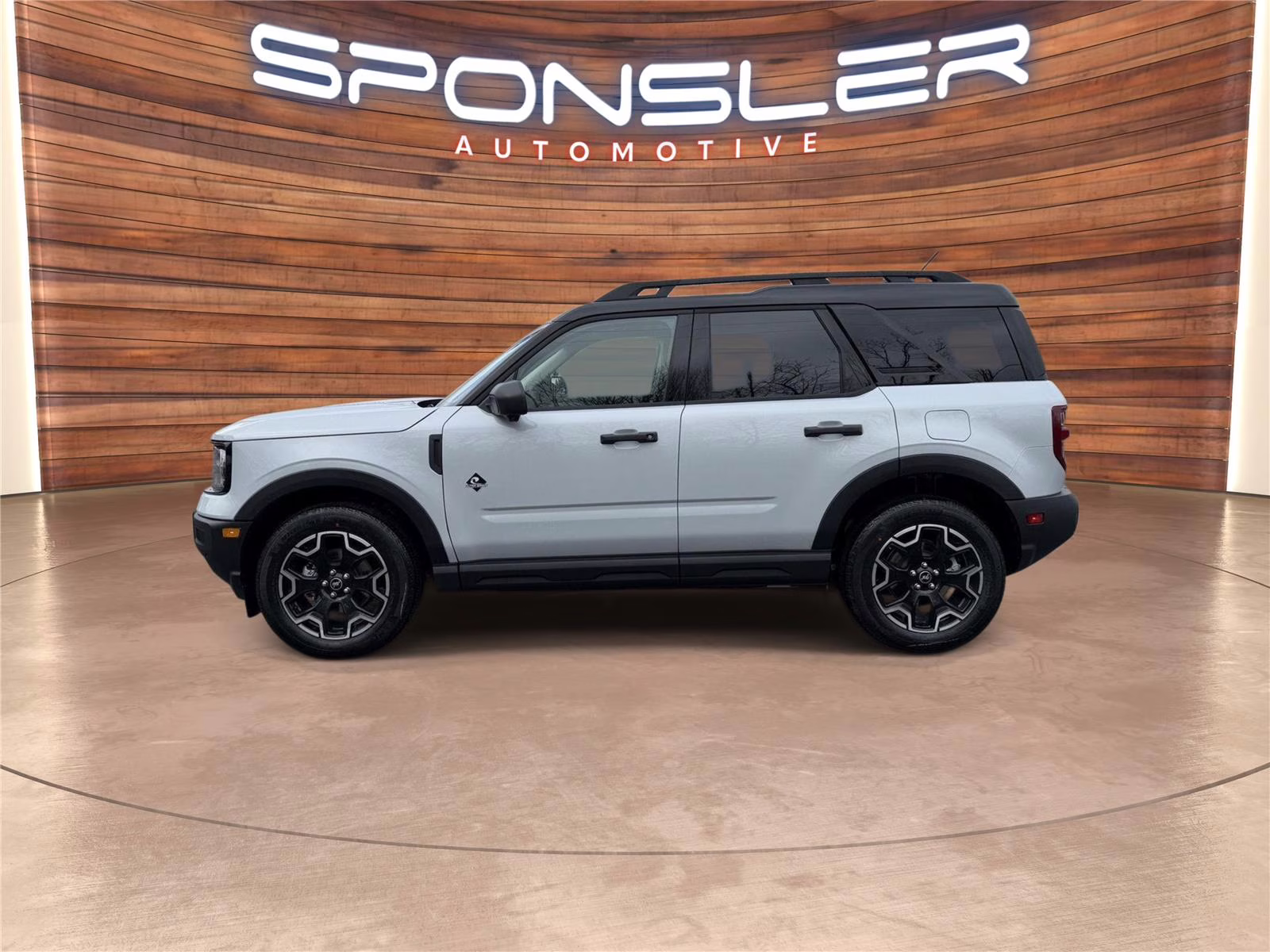 2026 Space White Metallic Ford Bronco Sport Outer Banks 4X4 SUV