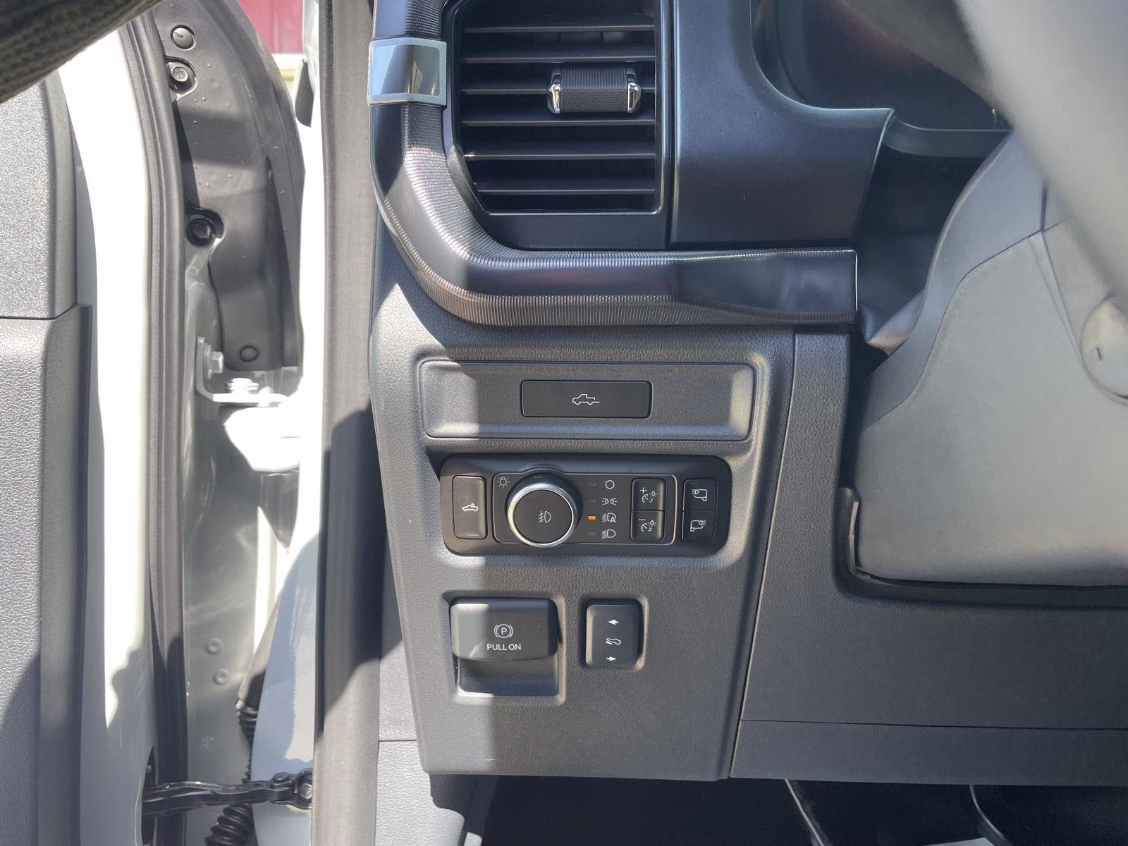 2026 Avalanche Gray Ford F-150 Platinum 4X4 Truck