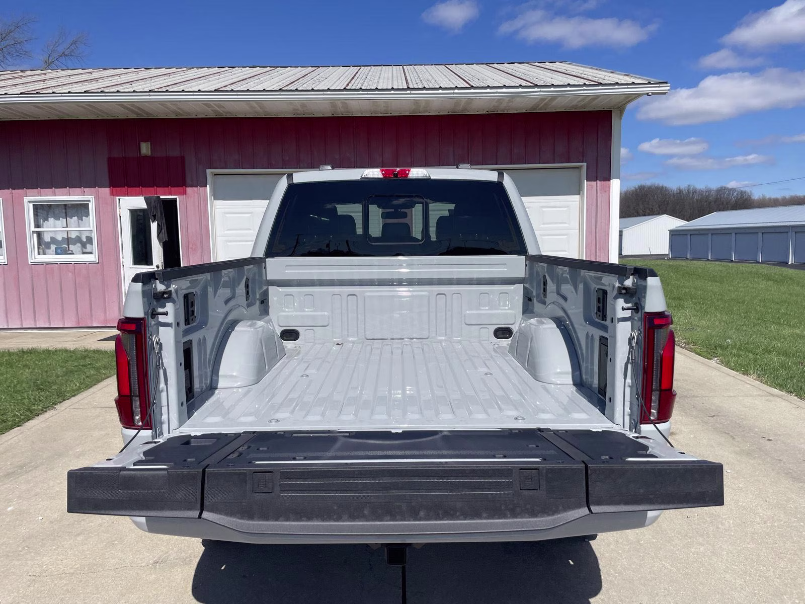 2026 Avalanche Gray Ford F-150 Platinum 4X4 Truck