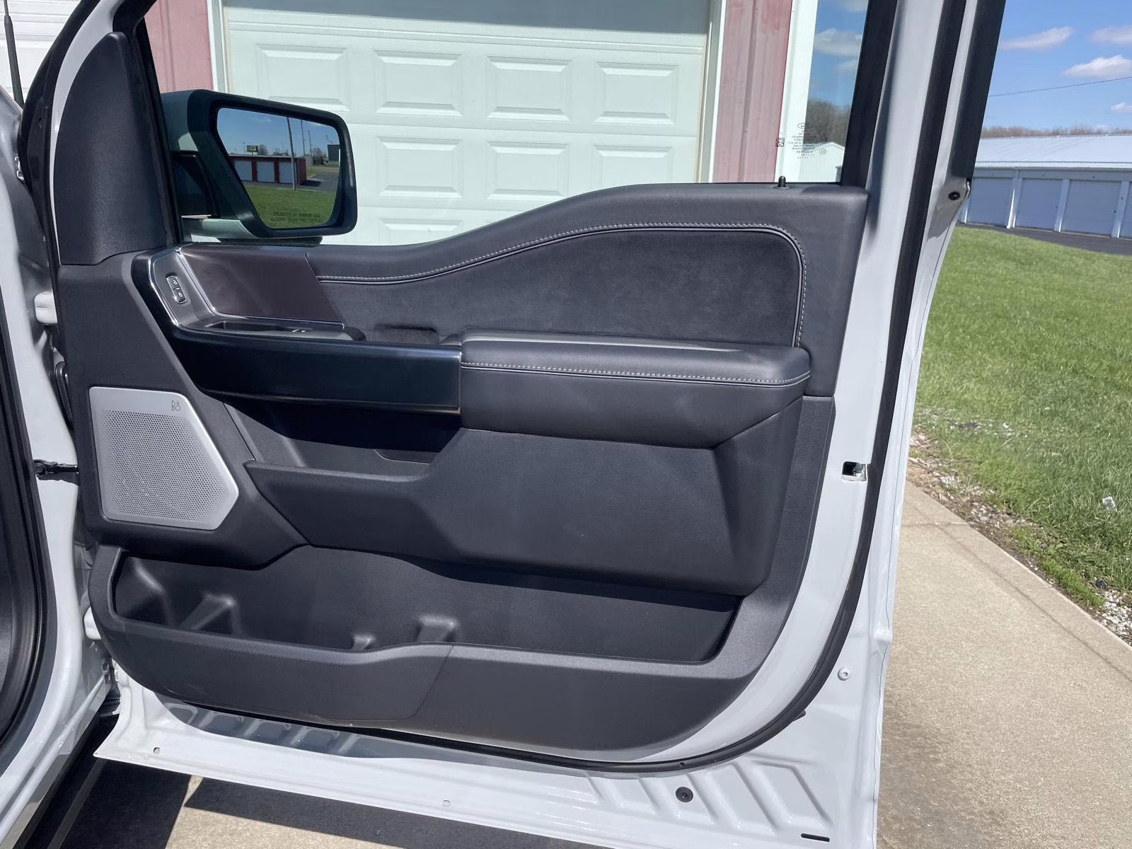 2026 Avalanche Ford F-150 Platinum 4X4 Truck