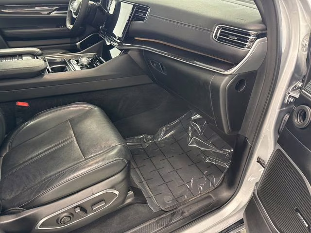 2023 Silver Zynith Jeep Wagoneer Base 4X4 SUV