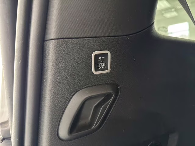 2022 Bright White Clearcoat Jeep Wagoneer Series II 4X4 SUV