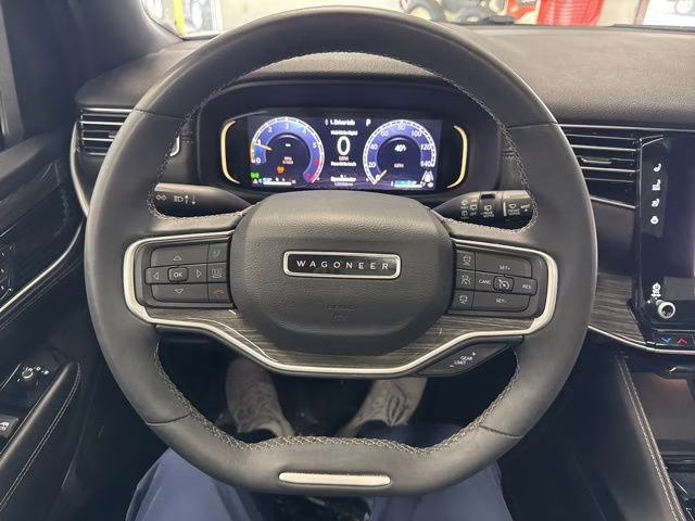 2022 Bright White Clearcoat Jeep Wagoneer Series II 4X4 SUV