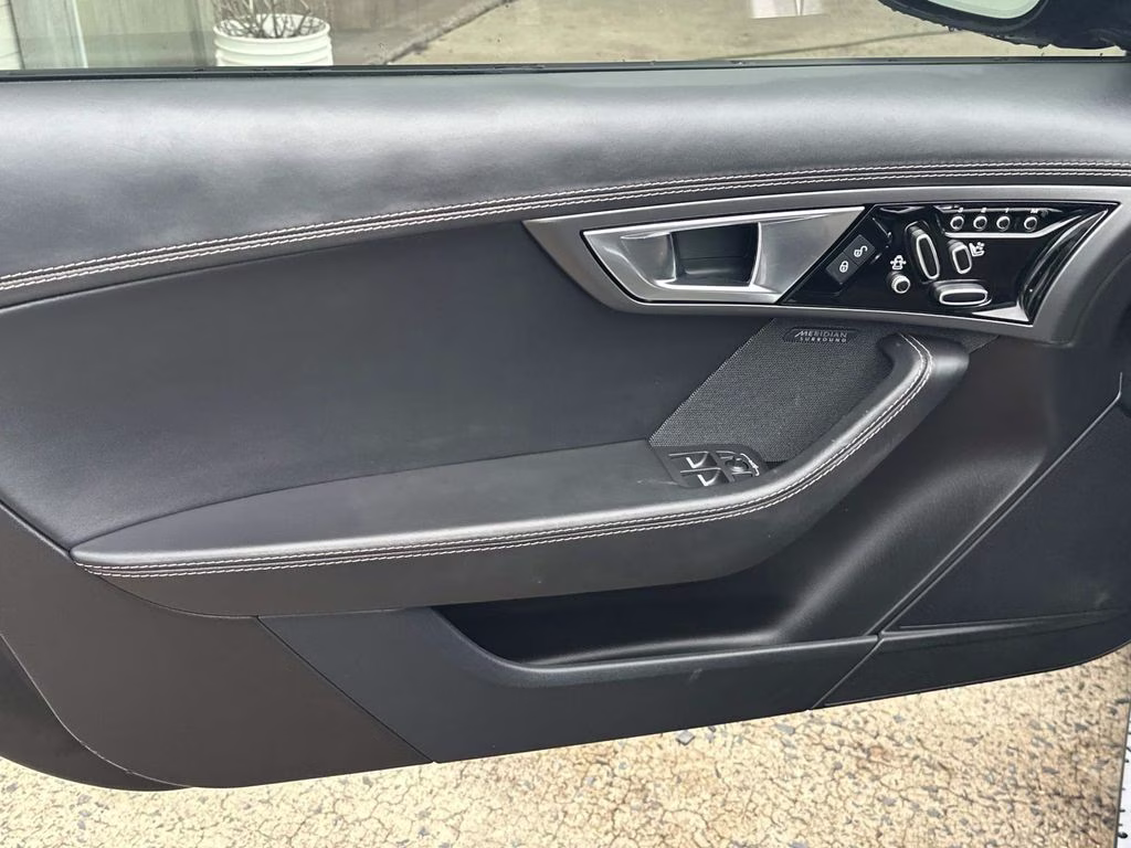 2016 British Racing Green Metallic Jaguar F-TYPE R AWD Coupe