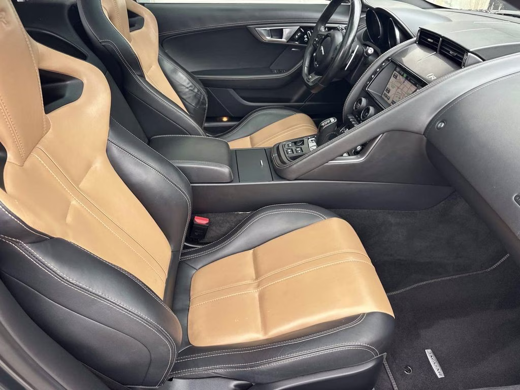 2016 British Racing Green Metallic Jaguar F-TYPE R AWD Coupe