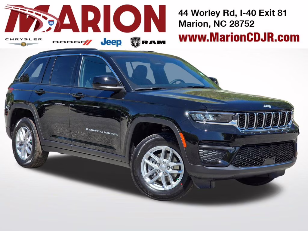 2026 Diamond Black Crystal Pearlcoat Jeep Grand Cherokee Laredo X 4X4 SUV