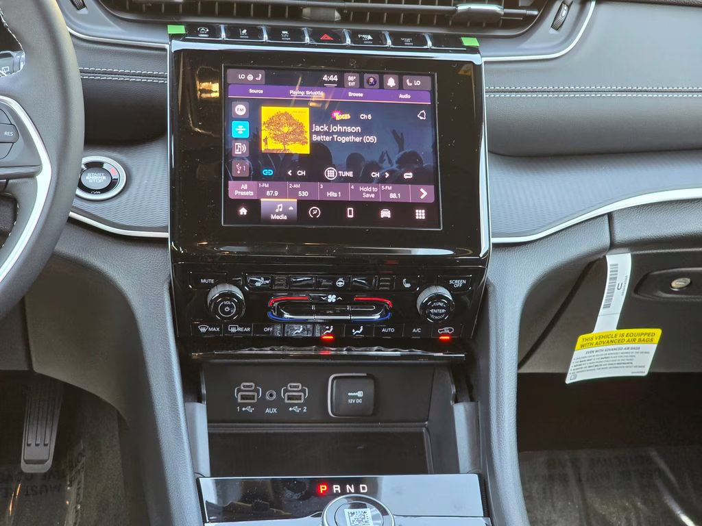 2026 Diamond Black Crystal Pearlcoat Jeep Grand Cherokee Laredo X 4X4 SUV