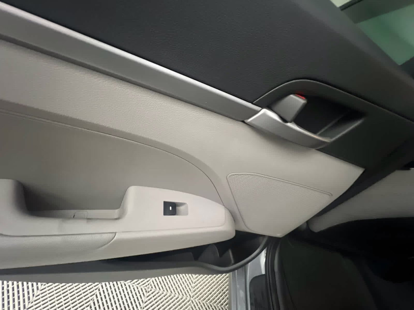 2017 Galactic Gray Hyundai Elantra SE FWD Sedan