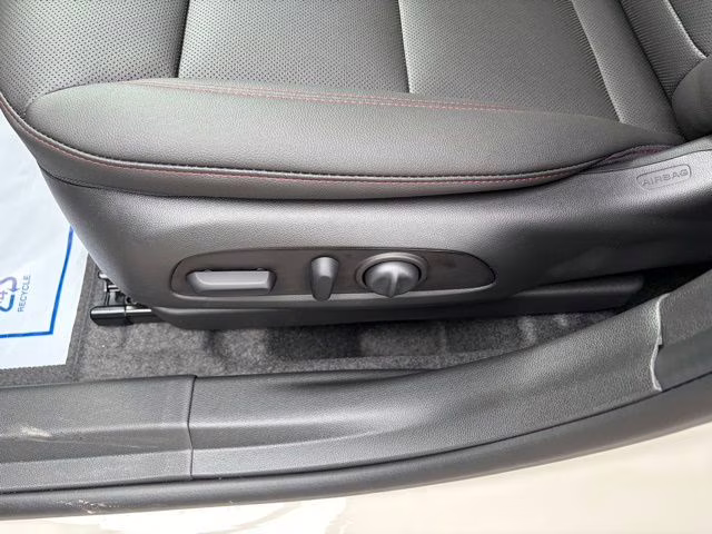 2026 White Chevrolet Trax 2RS FWD SUV