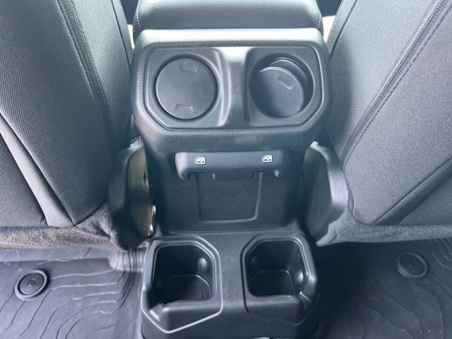 2022 Bright White Clearcoat Jeep Wrangler Unlimited Sport Altitude 4X4 Convertible