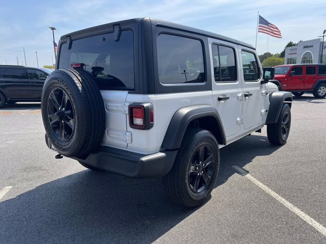 2022 Bright White Clearcoat Jeep Wrangler Unlimited Sport Altitude 4X4 Convertible