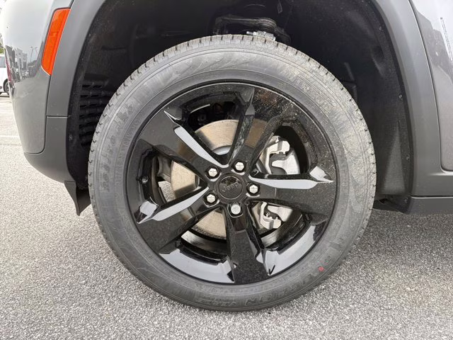 2026 Baltic Gray Metallic Clearcoat Jeep Grand Cherokee L Limited RWD SUV