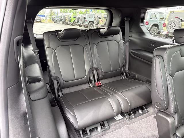2026 Baltic Gray Metallic Clearcoat Jeep Grand Cherokee L Limited RWD SUV
