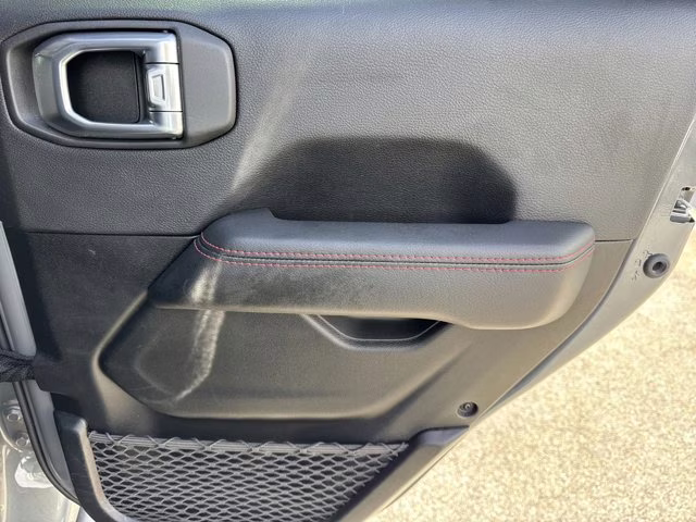 2021 Sting-Gray Clearcoat Jeep Gladiator 4X4 Truck