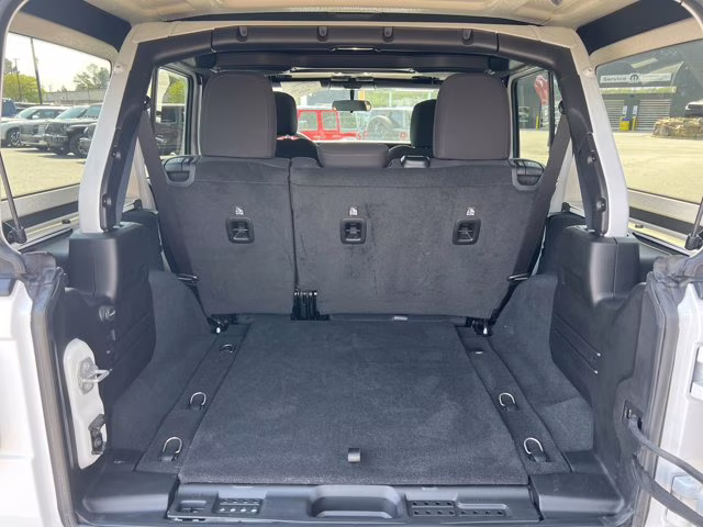 2022 Bright White Clearcoat Jeep Wrangler Unlimited Sport Altitude 4X4 Convertible