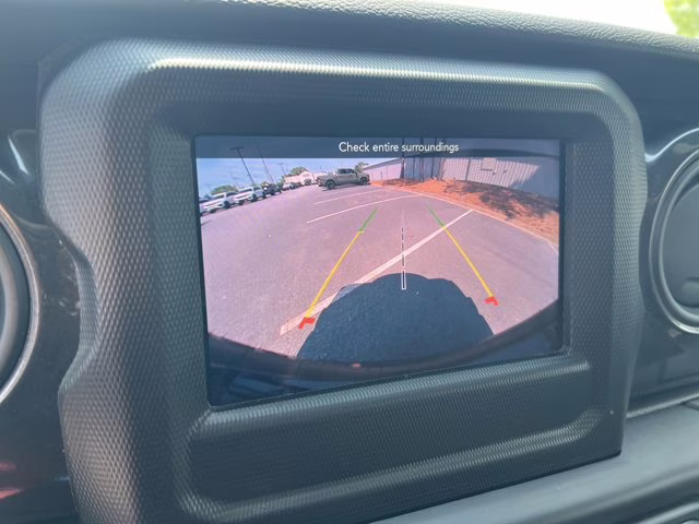 2022 Bright White Clearcoat Jeep Wrangler Unlimited Sport Altitude 4X4 Convertible