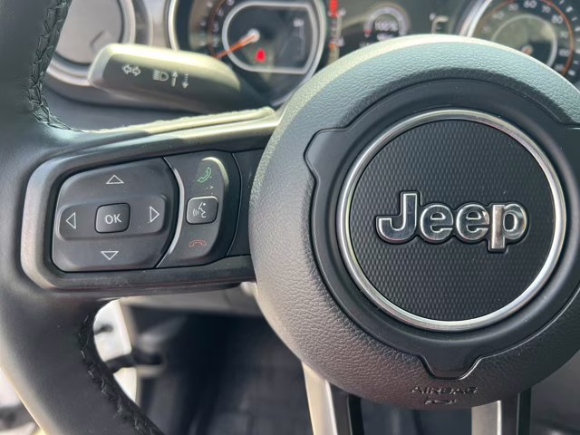 2022 Bright White Clearcoat Jeep Wrangler Unlimited Sport Altitude 4X4 Convertible