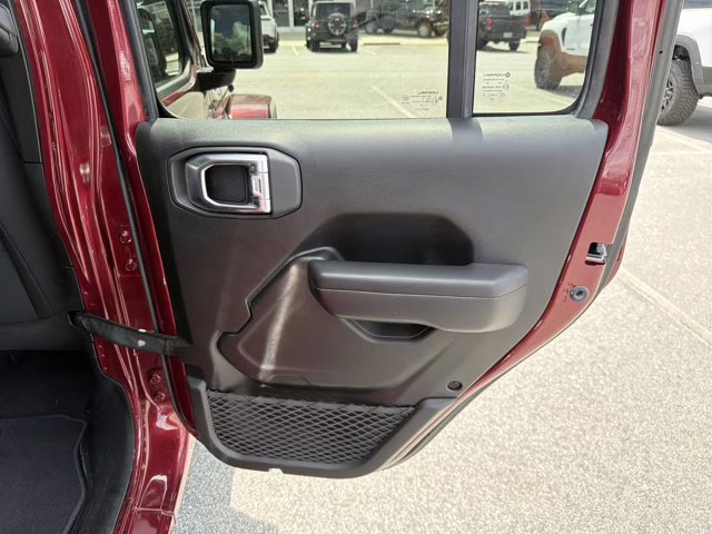 2021 Snazzberry Pearlcoat Jeep Wrangler Unlimited 80th Anniversary 4X4 Convertible