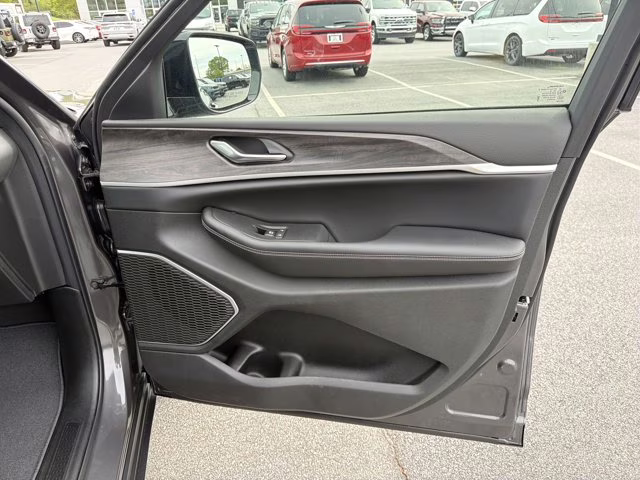 2026 Baltic Gray Metallic Clearcoat Jeep Grand Cherokee L Limited RWD SUV