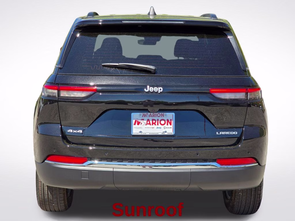 2026 Diamond Black Crystal Pearlcoat Jeep Grand Cherokee Laredo X 4X4 SUV