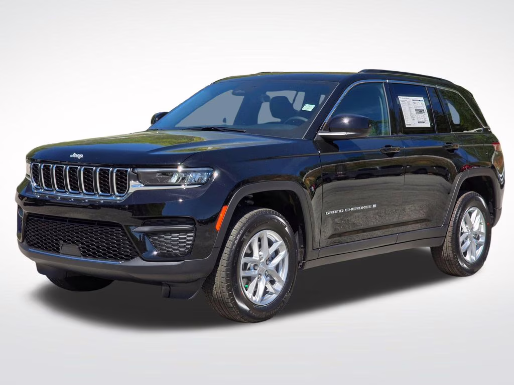 2026 Diamond Black Crystal Pearlcoat Jeep Grand Cherokee Laredo X 4X4 SUV