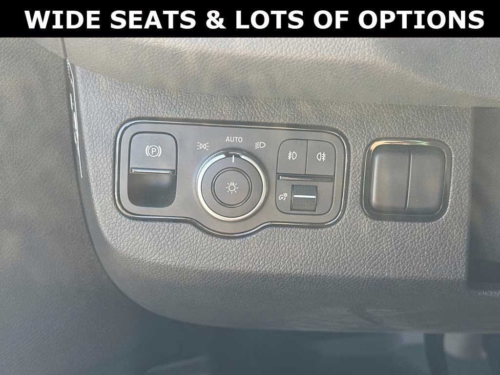 2023 Selenite Gray Metallic Mercedes-Benz Sprinter 2500 LUXURY 11 SEAT PASSENGER 144 WB RWD