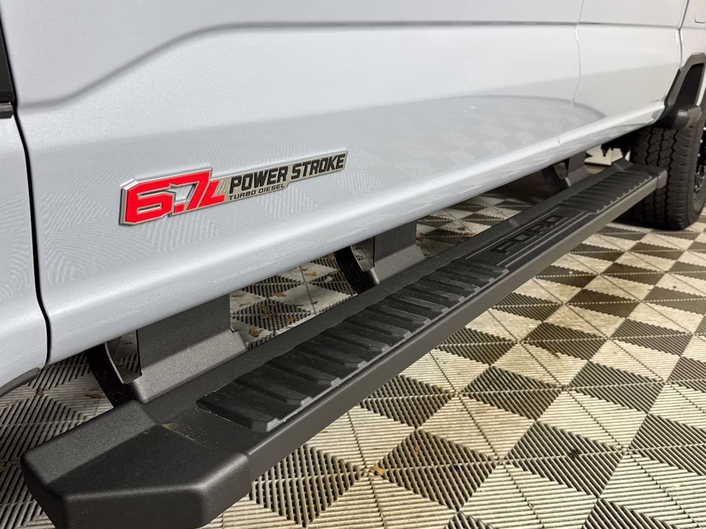 2026 Glacier Gray Metallic Tri-Coat Ford Super Duty F-250 SRW Lariat 4X4 Truck