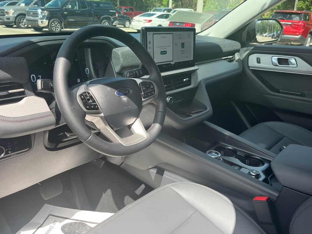 2026 Vapor Blue Ford Explorer Active RWD SUV