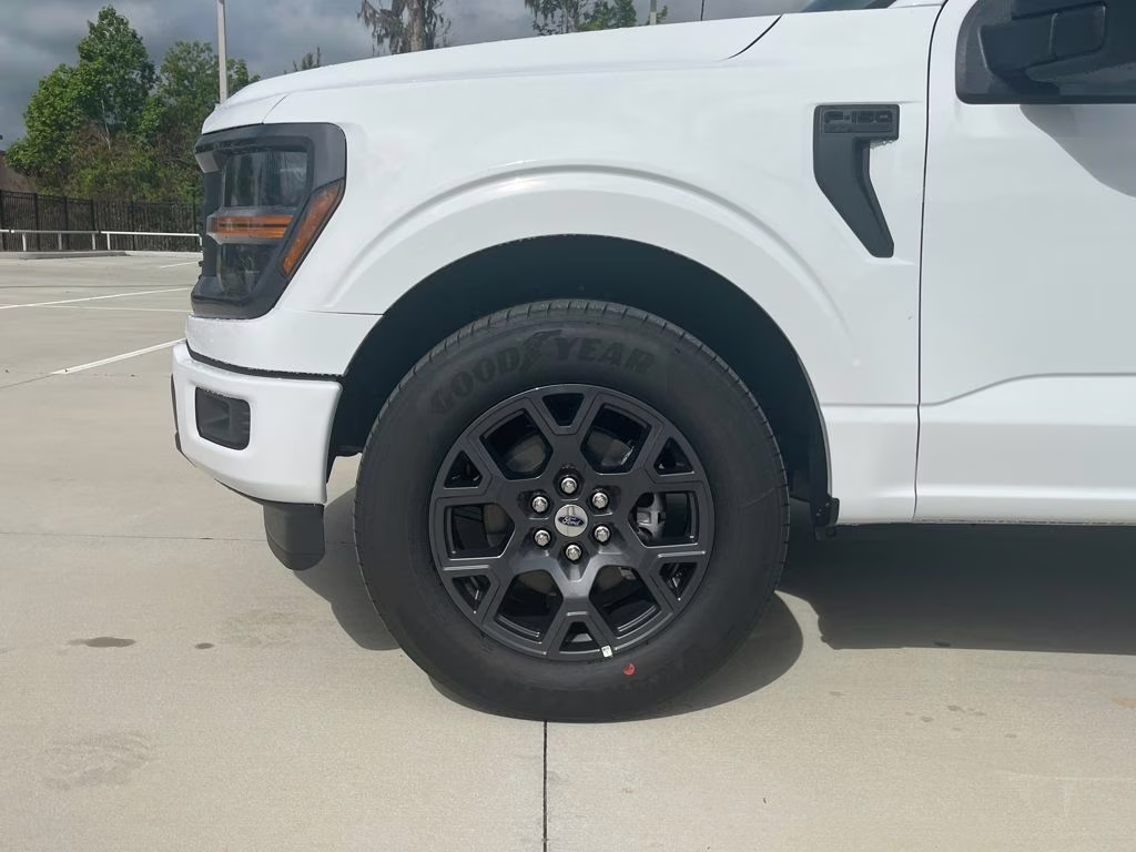 2026 Oxford White Ford F-150 STX RWD Truck
