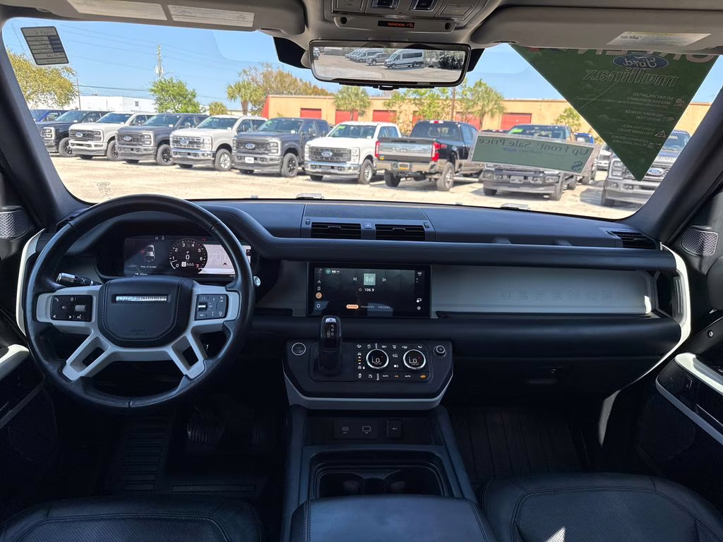 2020 Santorini Black Metallic Land Rover Defender 110 HSE AWD SUV