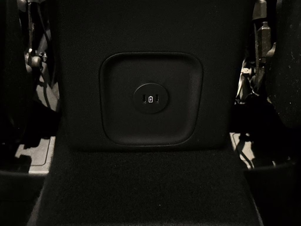 2023 Red Metallic Ford Escape Active FWD SUV