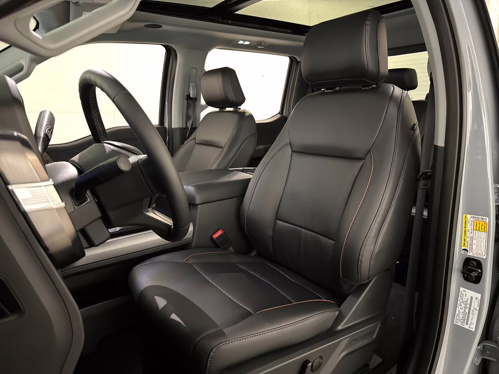 2026 Glacier Gray Metallic Tri-Coat Ford Super Duty F-250 SRW Lariat 4X4 Truck