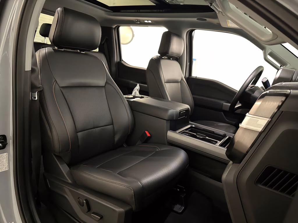 2026 Glacier Gray Metallic Tri-Coat Ford Super Duty F-250 SRW Lariat 4X4 Truck