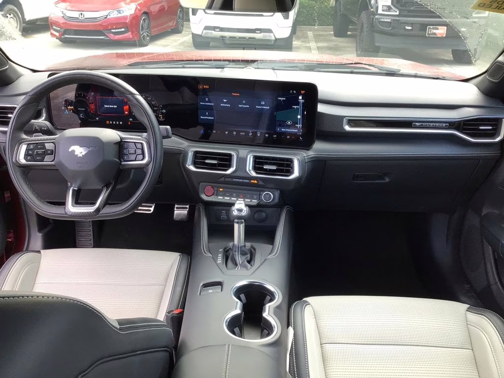 2025 Molten Magenta Metallic Tri-Coat Ford Mustang GT Premium RWD Coupe