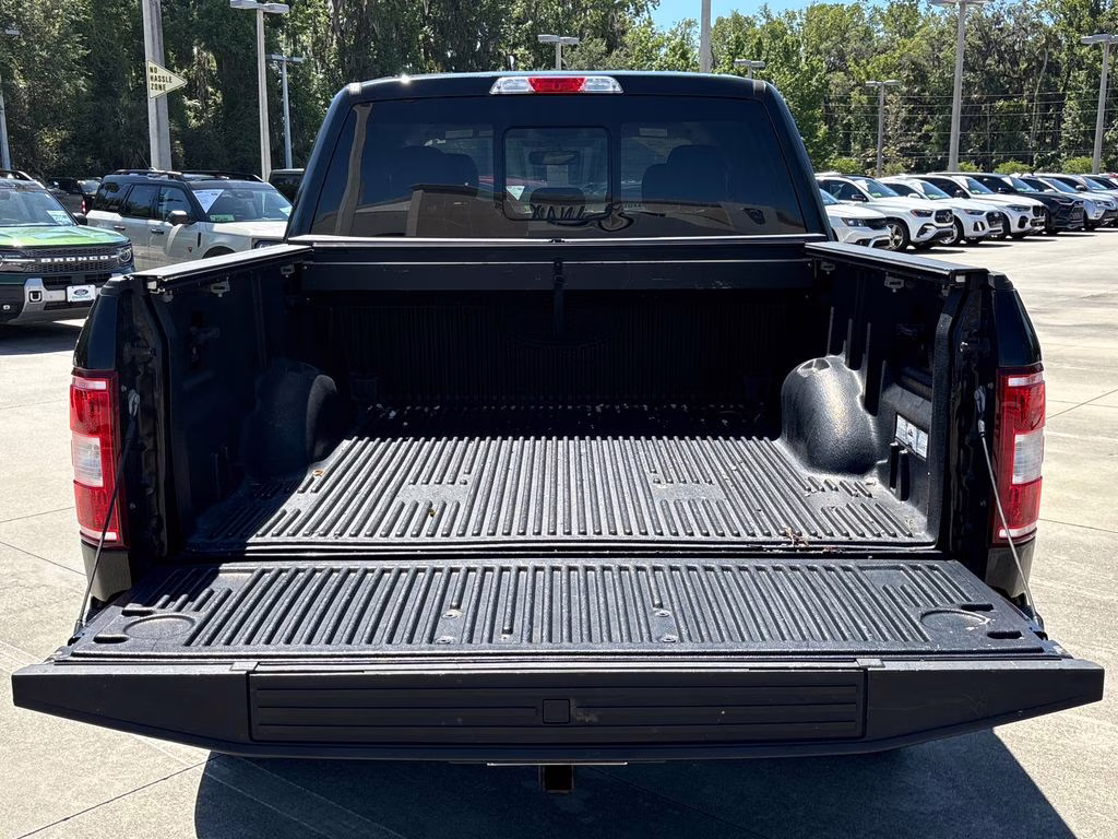 2018 Shadow Black Ford F-150 XLT 4X4 Truck